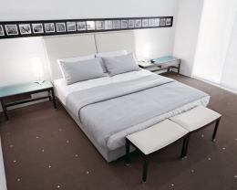 SELLA | Hotel bedroom