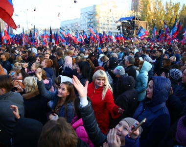 A Kremlin Offer of Expedited Citizenship Challenges Ukraine